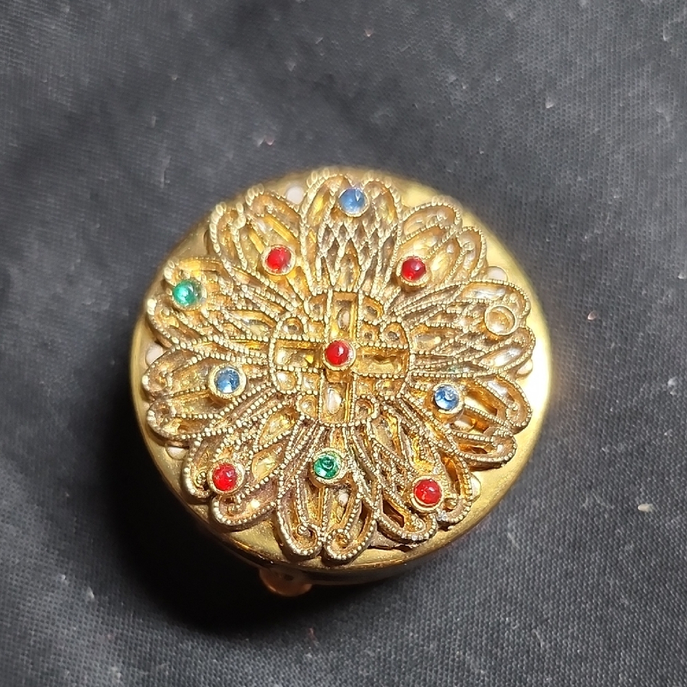 Elegant Gold Rouge Case with Multicolor Accents